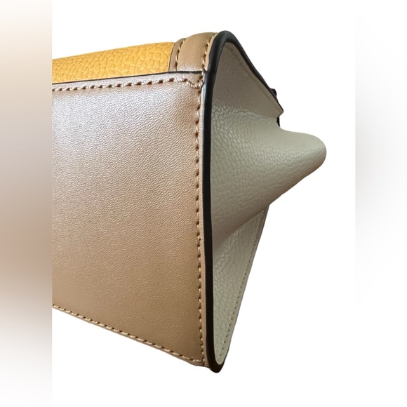 Michael Kors Whitney Flap Satchel Crossbody Bag New With Tags - Picture 5 of 9